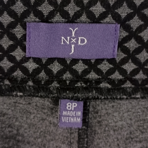 NYDJ Diamond Print Pull On Skinny Pant in Black/Gray Combo 🖤🩶 Size 8 Petite - Picture 4 of 7